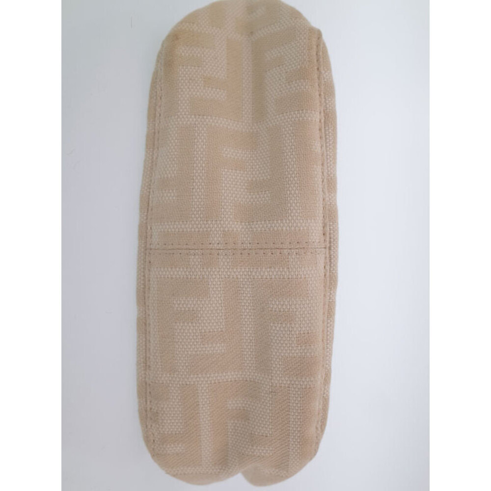 Fendi Zucca Baguette Shoulder Bag White - Picture 5 of 9